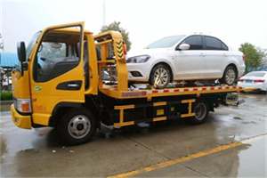 英吉沙附近拖车救援24小时服务热线